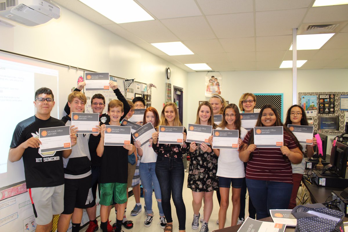RMSMsDelgado's tweet photo. Congratulations earning your #MOSWord 2016 Certification! #GetCertified #RandallMS @HCPSRandallMS @HCPSCTAE @MawhinneyClaire @Office https://t.co/XJNGWE9yag