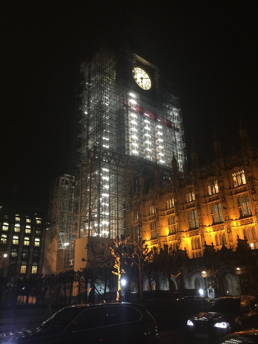 MartinShovel's tweet photo. Guess where I am?
#ParliamentaryReception 
#MIP17 https://t.co/ICr7cDhJeI