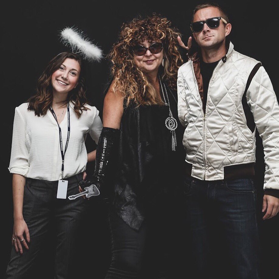 obhstdc's tweet photo. The 2017 annual OBHS Photoshoot!  Sponsored by Creative Design Students.  200+ pictures online at https://t.co/8jPjVxT1sS https://t.co/Ny3MJWdVee