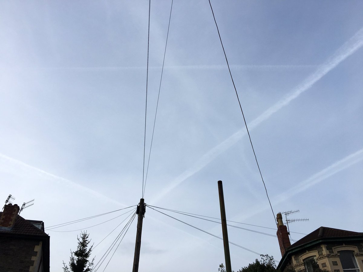 spannishchicken's tweet photo. This is #Bristol skies at 4pm  , they are covered in nanoparticulates designed to block sunlight #GeoEngineering https://t.co/ATZ4jez3cZ