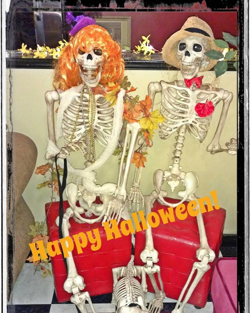 Ladder1Grill's tweet photo. Our favorite holiday! #halloween #haunted #firehouse #barre #Vermont https://t.co/Ft8vdiONoT https://t.co/A85fdVBL4G