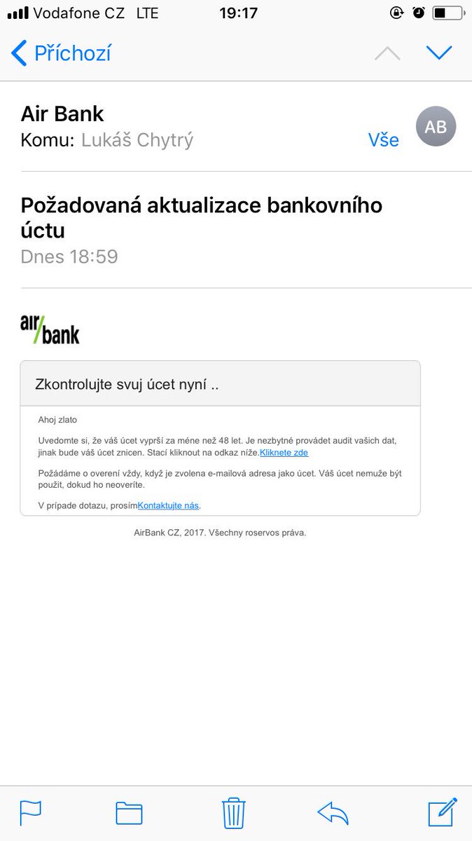 Subjekt_19's tweet photo. “Ahoj zlato” Tomu říkám oslovení od banky 😅 @Air_Bank #Airbank #Isvoubankumuzetemitradi https://t.co/oS4R8xLkPr
