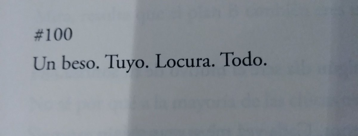En honor a <a href="/MonicaCarrillo/">Mónica Carrillo</a> de mi libro "Pájaros en mi cabeza".