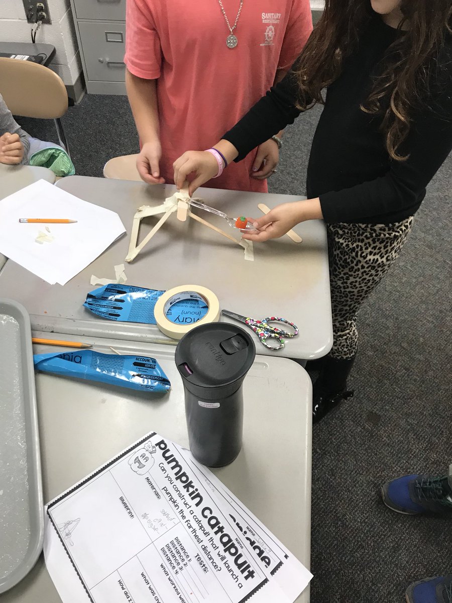 saguarosin2nd's tweet image. Final #SpookySTEM challenge pumpkin catapults #STEM @PleasantUnionYR