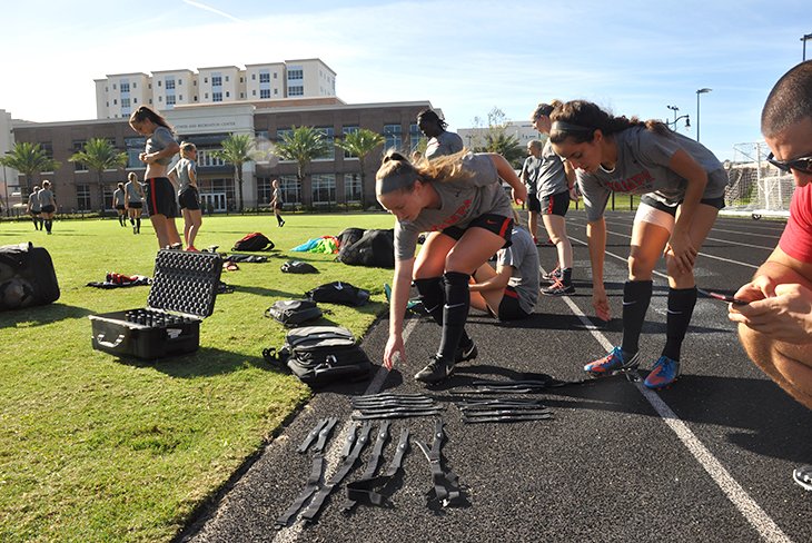 UofTampa's tweet photo. #GPS tracking catapults UT’s #playerwellness efforts. https://t.co/MHz8HN25vu @tampaspartans @CatapultSports @TampaWSoccer @TampaMSoccer https://t.co/sjT7UENyFt