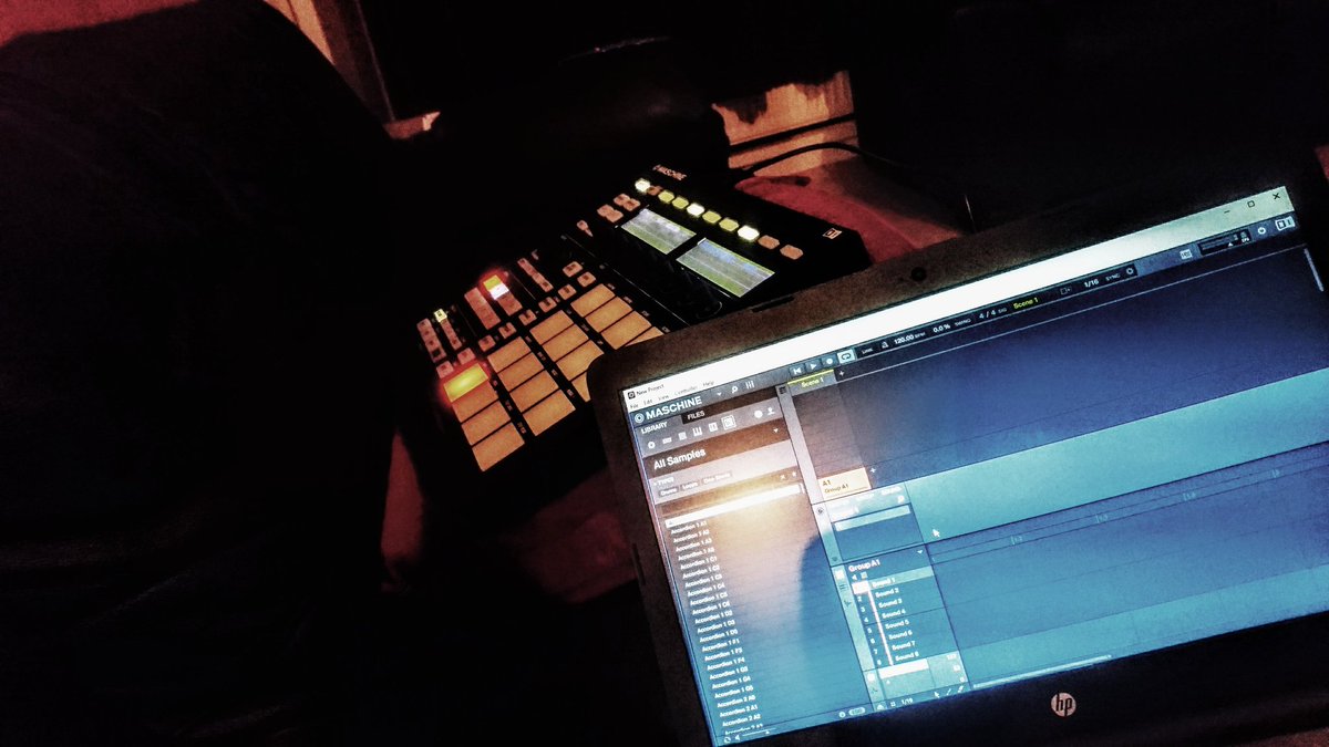 SharpWavePROD's tweet photo. Late night editing session for new track dropping thursday!
#successneverstops #sofastudio #LateNight #grindneverstops #nonstopcreativity https://t.co/j9YsQSHGyn