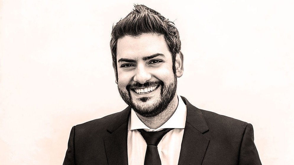 hdfruehling's tweet photo. Geht gerade steil: Ilker Arcayürek @Ilkertenor! @BR_KLASSIK & stellt den Tenor vor: https://t.co/SjY6NpQOgh C ya am 13. April @ #hdf18! https://t.co/K1coGOhpv8
