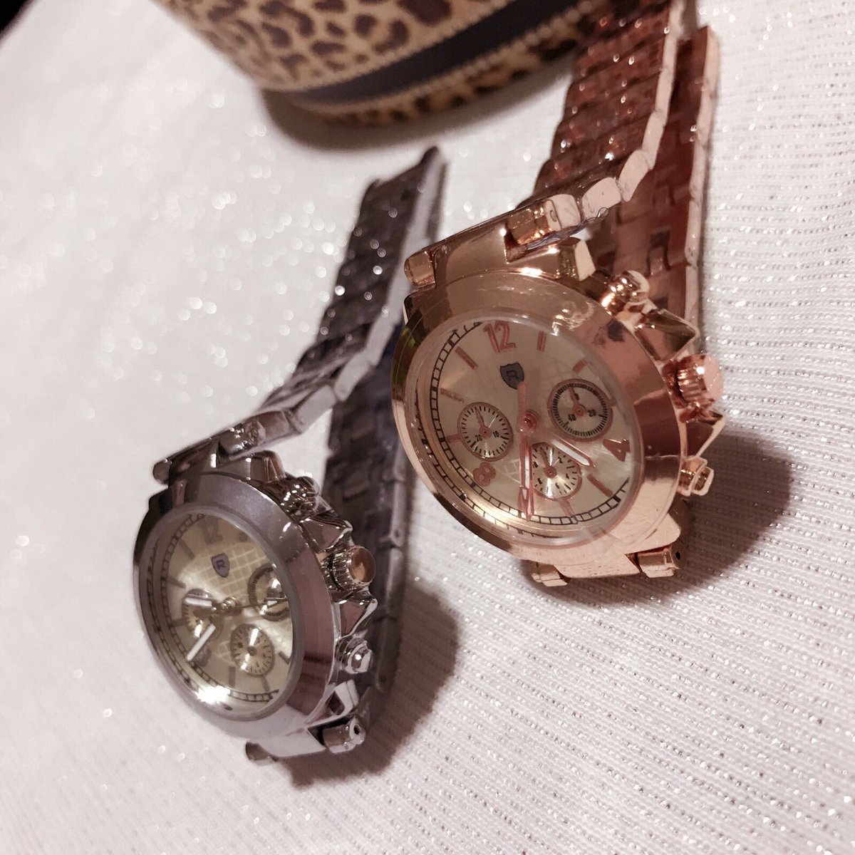 oymsisters's tweet photo. Çok şık bayan kol saati 49,99 TL 
#saat #bayan #ferruci #tbt #şık #hersey #benimobjektifimden #aksesuar #kombin #aksesuarlarim #watch https://t.co/XxiSWao6bJ