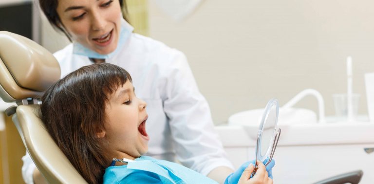 IGDPDentist's tweet photo. More children admitted to hospital for tooth decay than broken arms
https://t.co/pz2UDBlxGc 
#dentist #child #dental #hygiene # safe #broken https://t.co/eDymvjo5IL