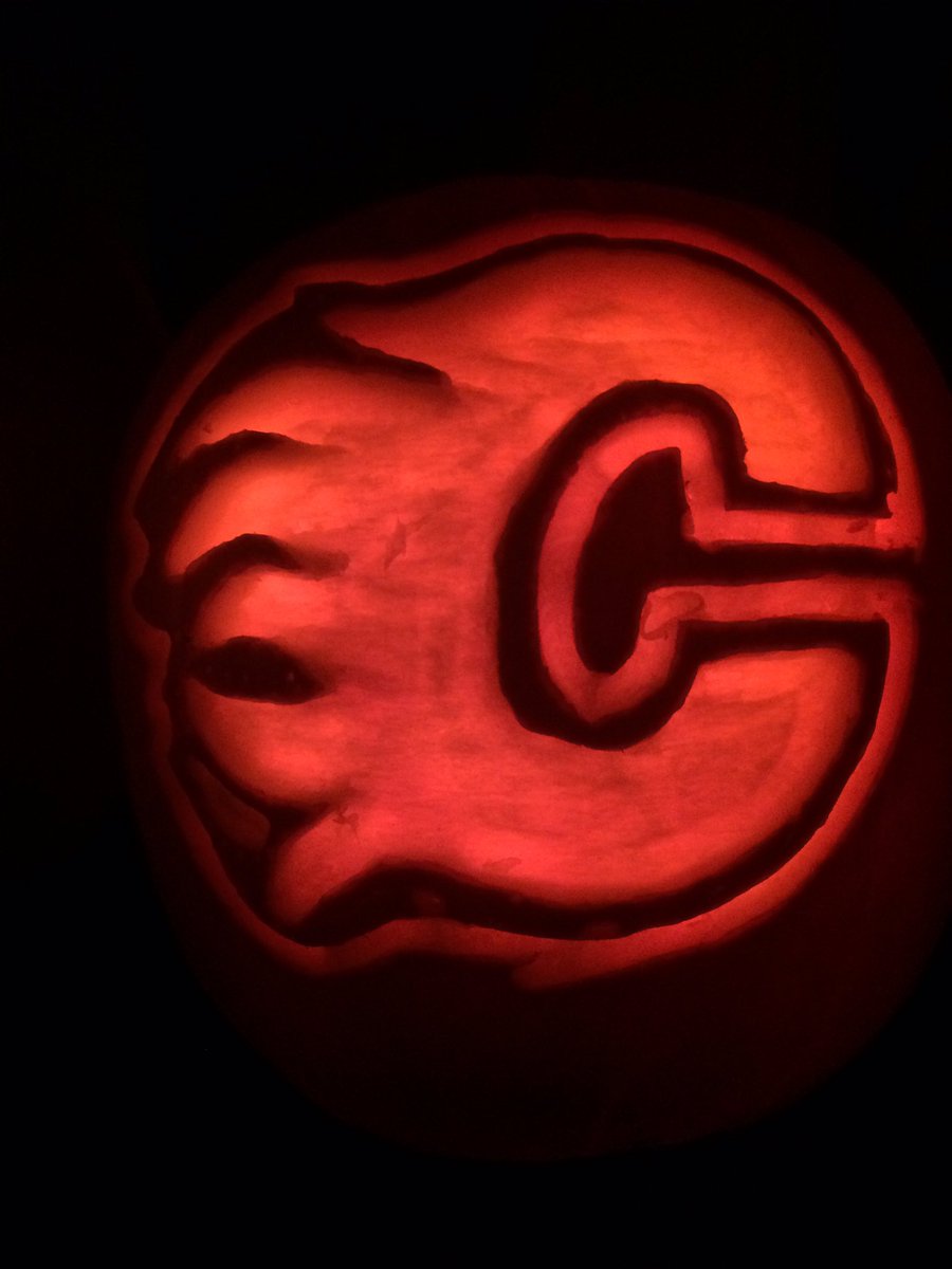 kelseydemco's tweet photo. #CofRed #FlamesOLantern ππ₯π» https://t.co/iHeUSKVy8B