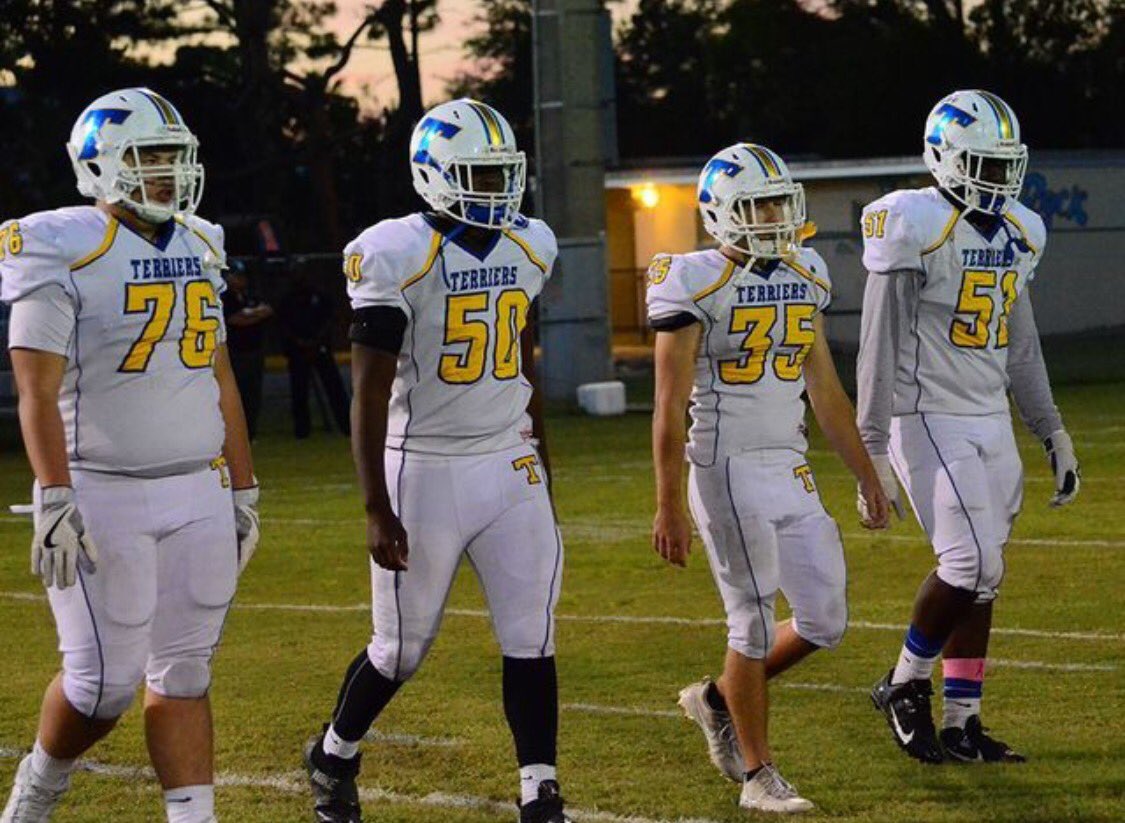 bluecrushfb's tweet photo. #huntfortheHudson #beatastro #itsTitusville https://t.co/wKbaP7UjER