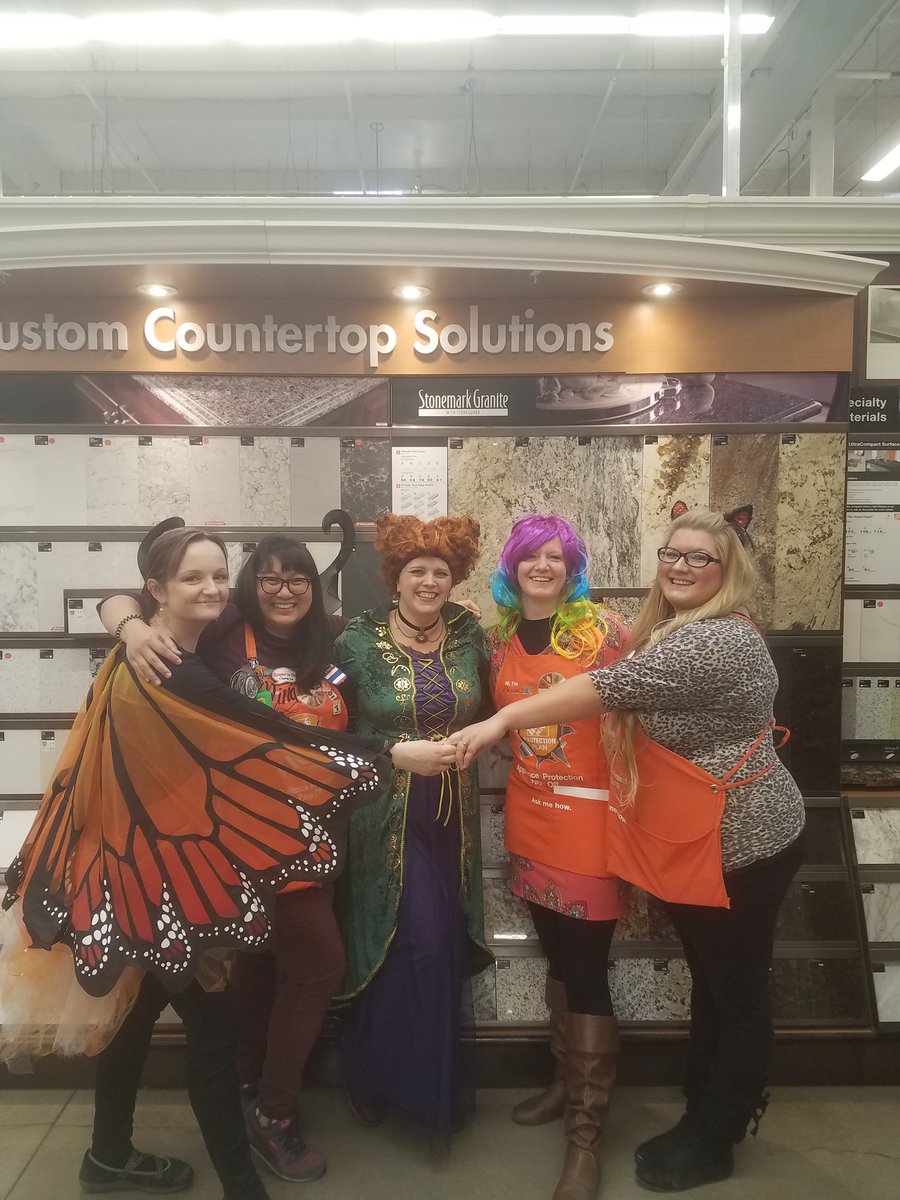 VickiRaeTHD's tweet photo. Casual Tuesday? Happy Halloween! #halloween #THD4006Salem https://t.co/ds9crxst1g