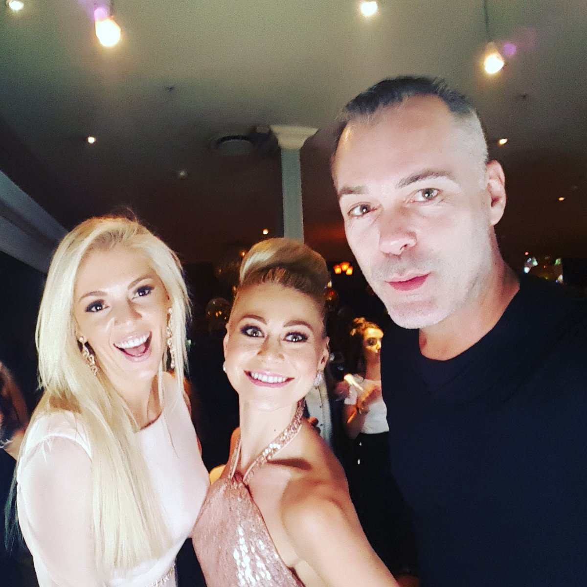 JoziStyle's tweet photo. Beauties and the beast! 

Always a pleasure bumping into @ilzesaunders &amp; @JadeyAxon who light up any event! 

#NominationItaly
#Nomination30 https://t.co/CkmTf3T5Ms