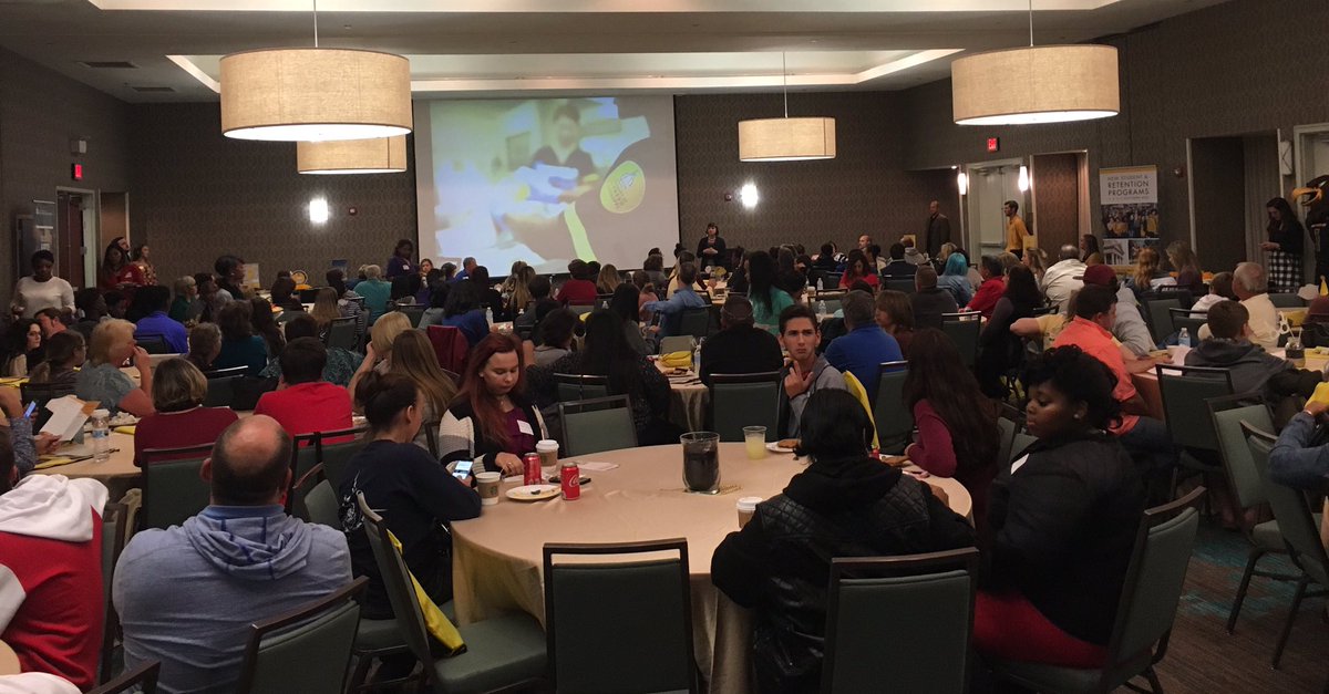 USM_Michael's tweet photo. Great time at the Southern Miss Gulf Coast Info Night in Gulfport last night! Packed house of future eagles ready to #SoarToUSM #ChooseUSM https://t.co/rkSw4edFkL