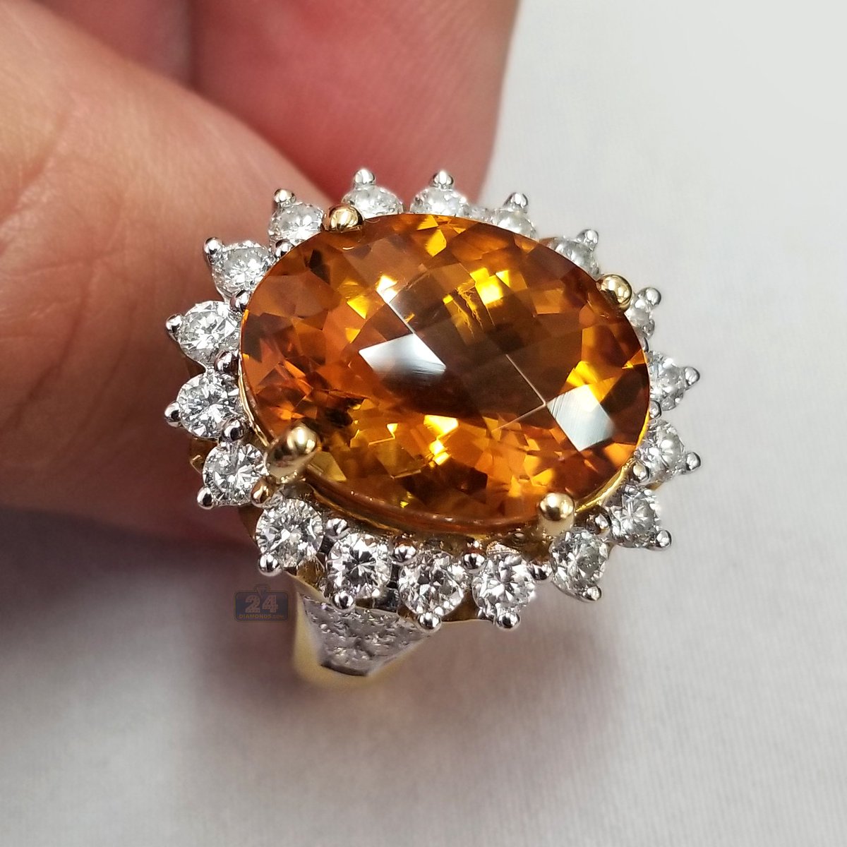 24diamonds's tweet photo. #Beautiful #Colors of our 10.55 Carat #Citrine &amp; #Diamond #Flower #WomensRing in #18KYellowGold. Check it out at https://t.co/23sXyyxvcP https://t.co/1p0zeM0UcY