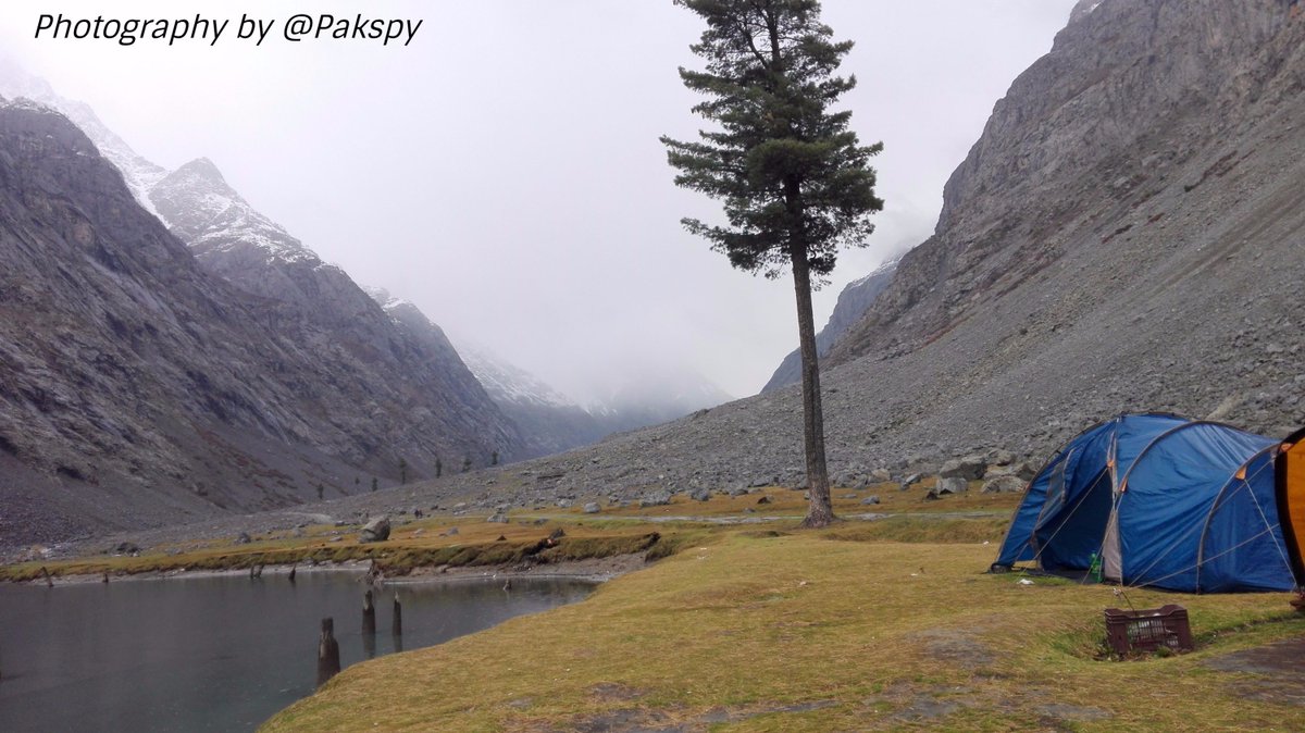 Pakspy_SPK's tweet photo. Beautiful #SaifullahLake #Kalam Pakistan <3
#ColoursOfNature #Pakistan #MotherLand https://t.co/2KXBp01qox