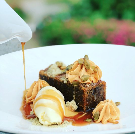 canoeatlanta's tweet photo. We never met a #pumpkin we never liked! π #Halloween #PumpkinBreadPudding π·: jenniferm.paul https://t.co/IBlJXCTQ5p
