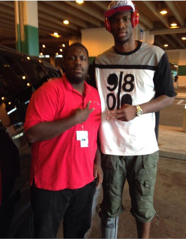 Duke19138's tweet photo. @JoelEmbiid I told him from day one if you love the city we goin to love u back 🙏🏿 my guy good guy @sixers https://t.co/MbkQIOxZSF