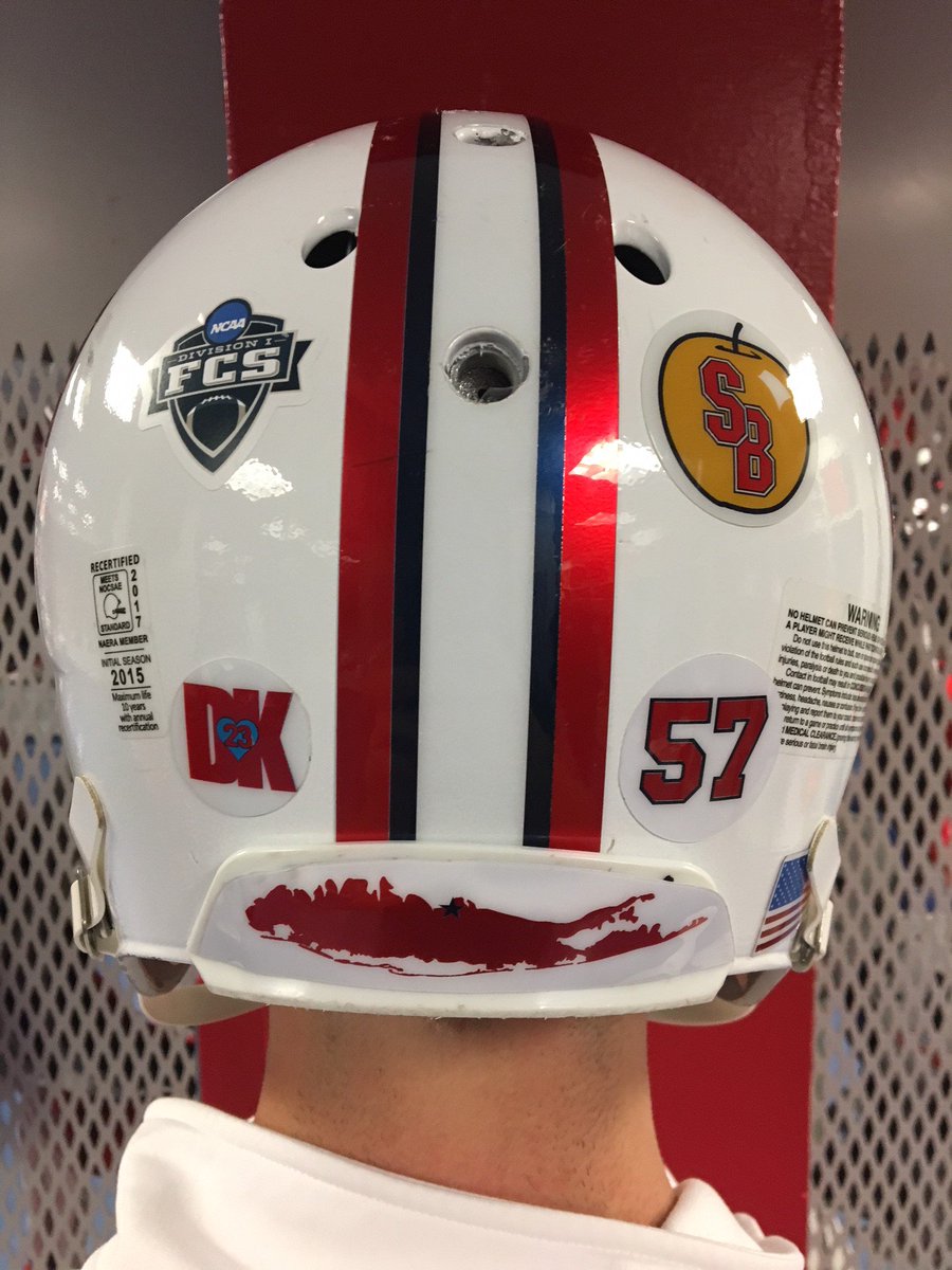 It's Empire Clash Week so we've added the traditional Golden Apple sticker to the white helmets! <a href="/stonybrookfb/">Stony Brook Football</a> <a href="/UNISWAG/">UNISWAG</a> <a href="/CAAFootball/">CAA Football</a>