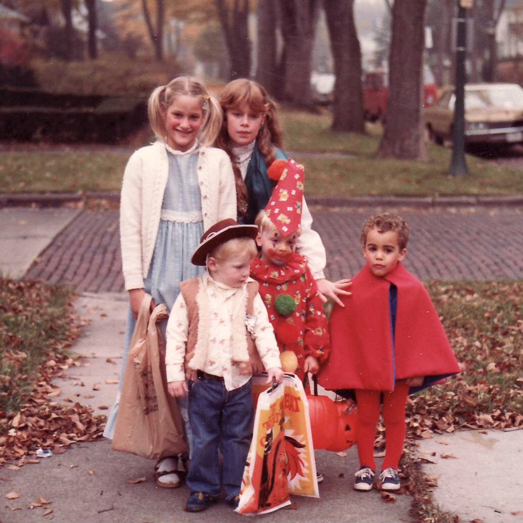 petewentz's tweet photo. May all your Halloween dreams come true 🎃❤️ https://t.co/6fTiJSjFLl