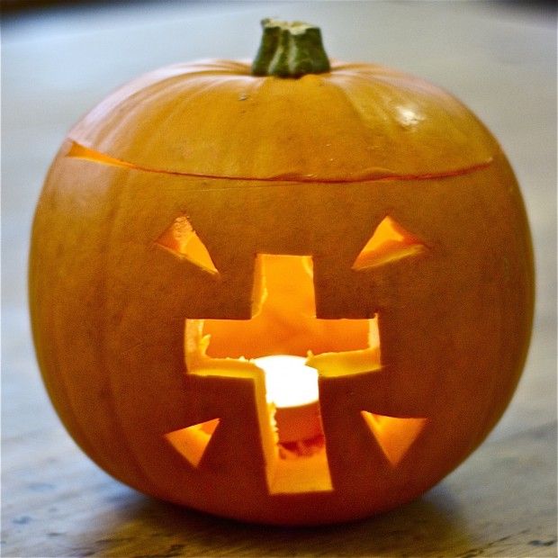 elecheatsol's tweet photo. Alternative pumpkins #churchheating #halloween #skills #talent https://t.co/p7zT9nbsG2