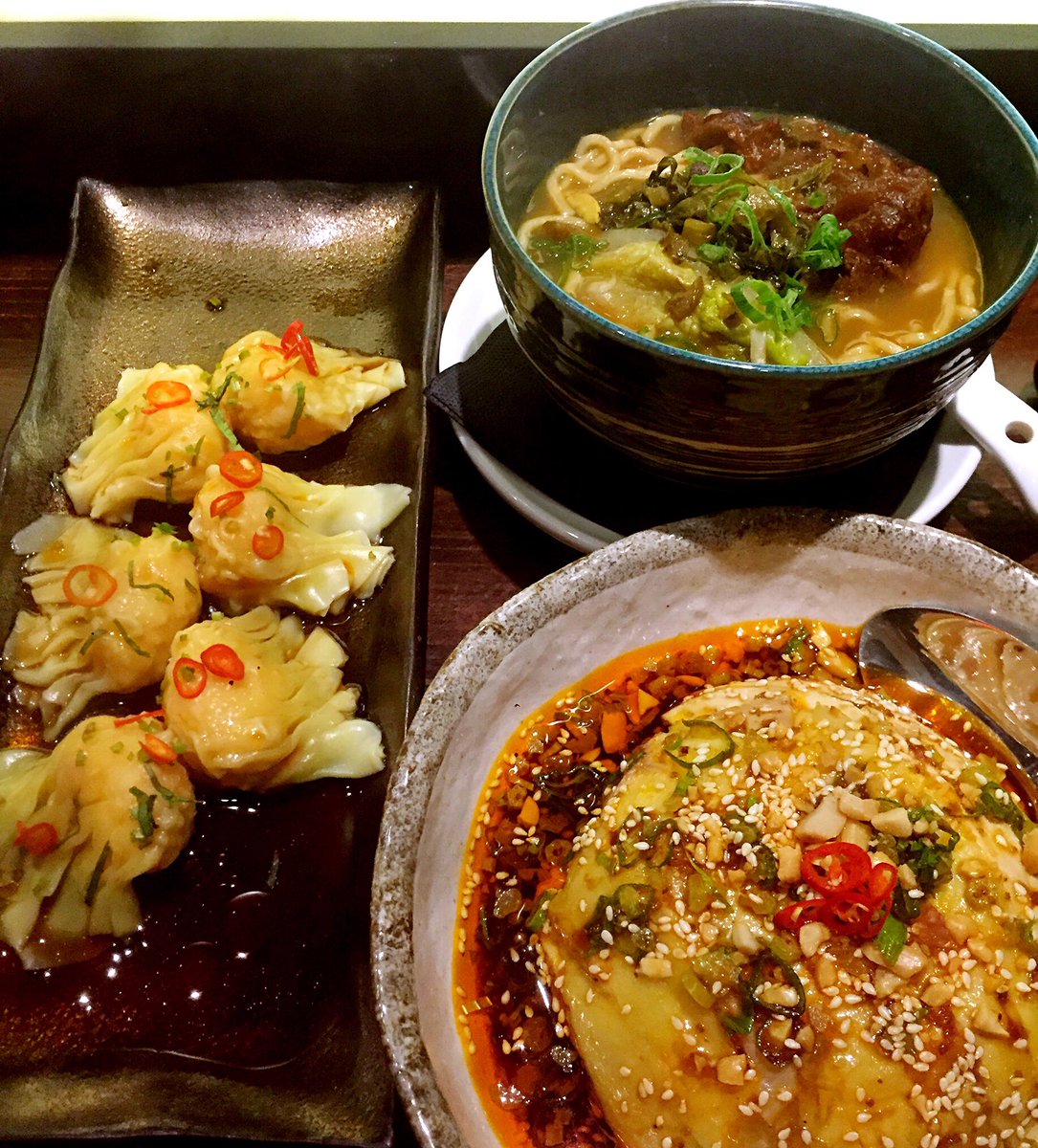 dragoninnclub tweet media