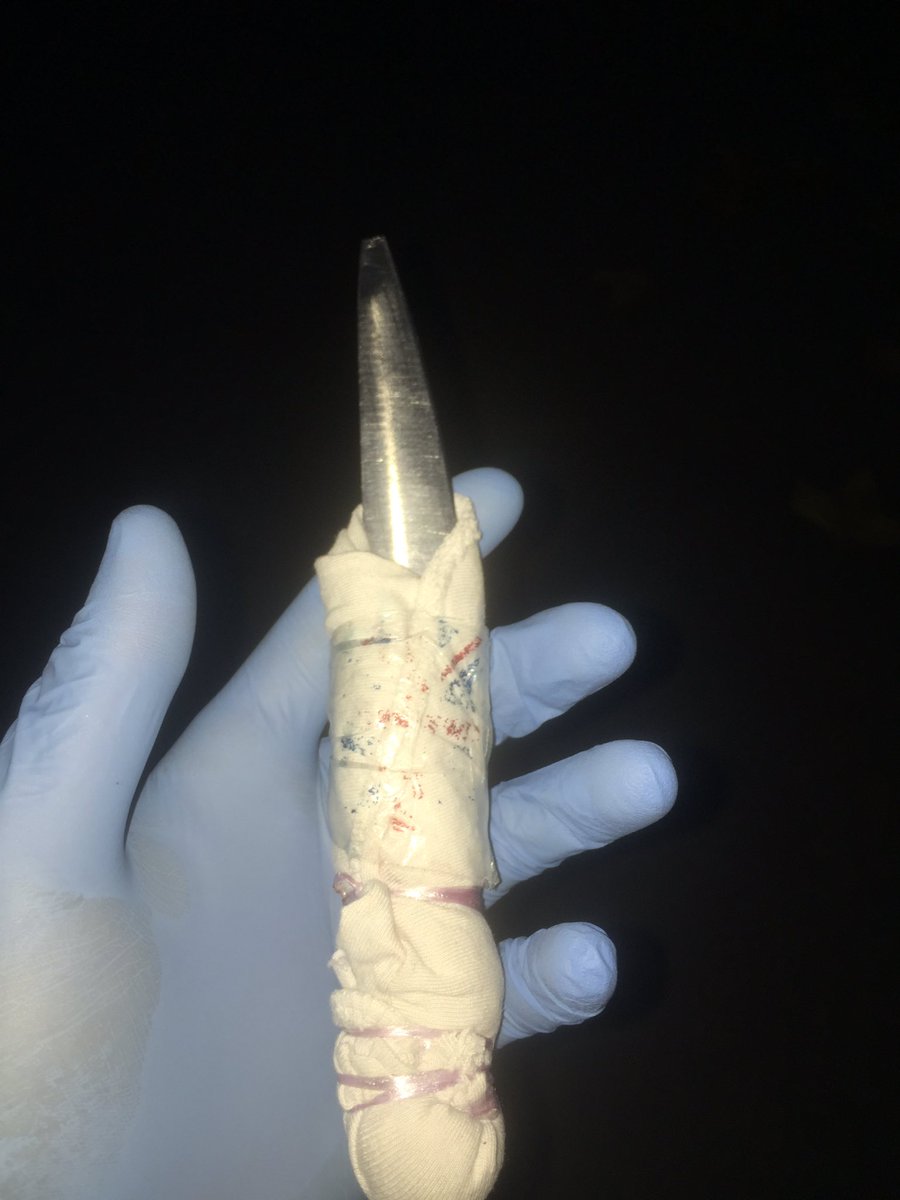 MPSHounslow's tweet photo. Good work from #ResponseTeamC where males were detained in #Feltham in possession of a knife and drugs #Spacefor1 #Lockedup #StopSearchWorks https://t.co/qqv1wHUfBX