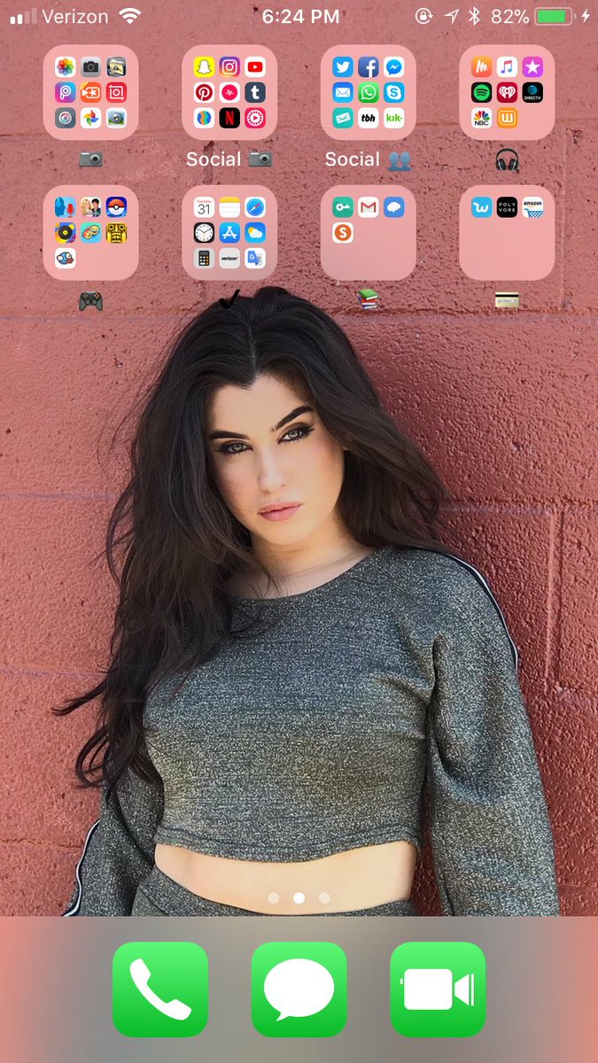 sapphicIovatic's tweet photo. #InYourPhoneChallenge promo for my favs.❤️❤️ @LaurenJauregui @tydollasign https://t.co/nTTfF1uEaR