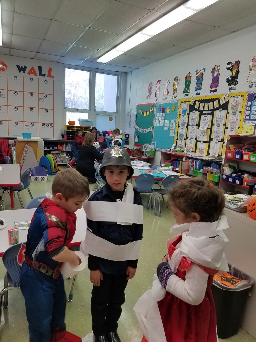 mtarlingtonk8's tweet photo. Halloween fun! https://t.co/UaWx61toHF