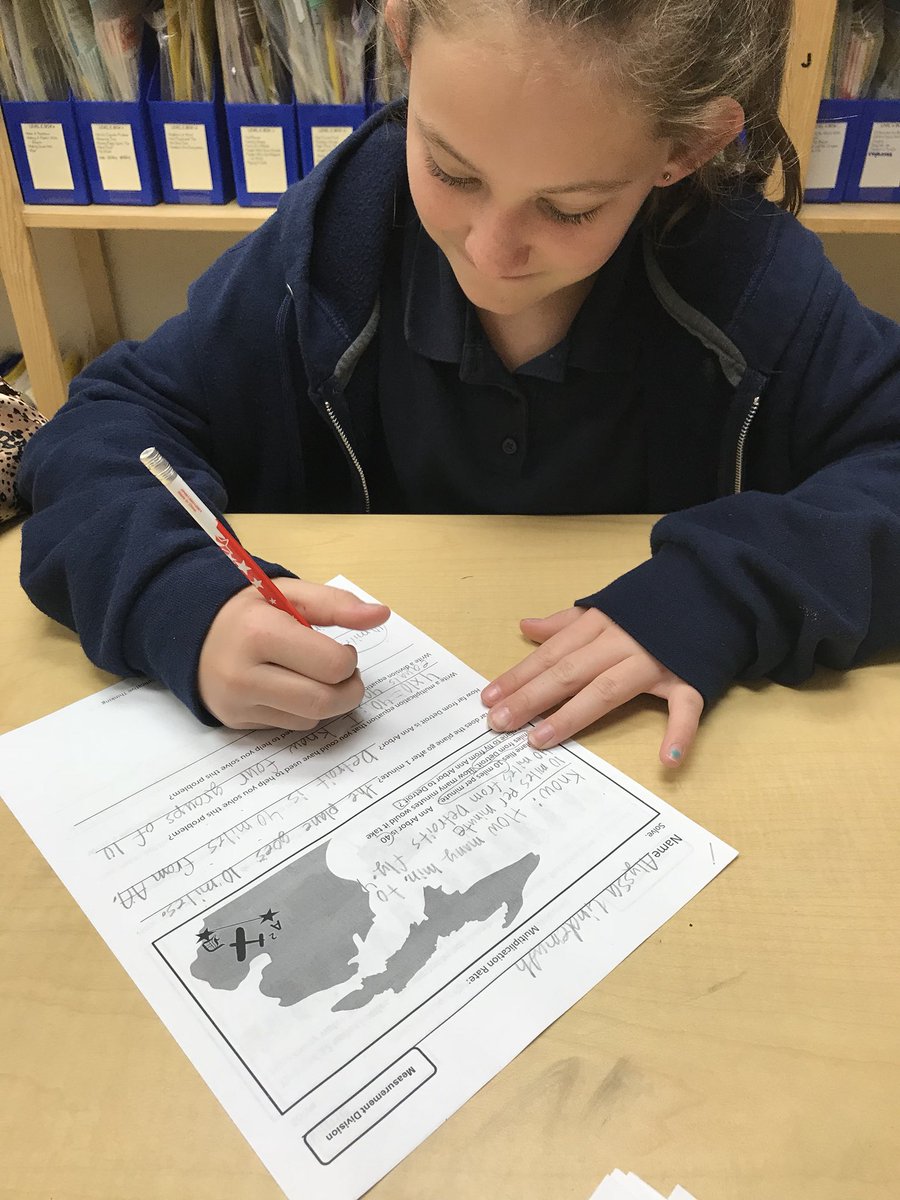 ClinkscaleMath's tweet photo. Working on our writing, multiplicative numeracy, and math strategies! #fourthgraderockstars #Clinkscale #TwitterTuesday https://t.co/dAktFwn0au