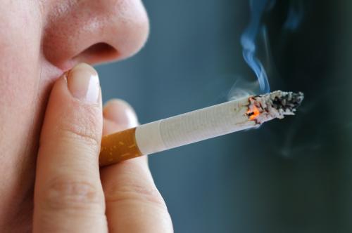 Limportant_fr's tweet photo. Japon : une entreprise donne 6 jours de vacances supplémentaires aux non-fumeurs 🇬🇧 https://t.co/sCf7pjcOIv #Monde https://t.co/oTckSJRPD8