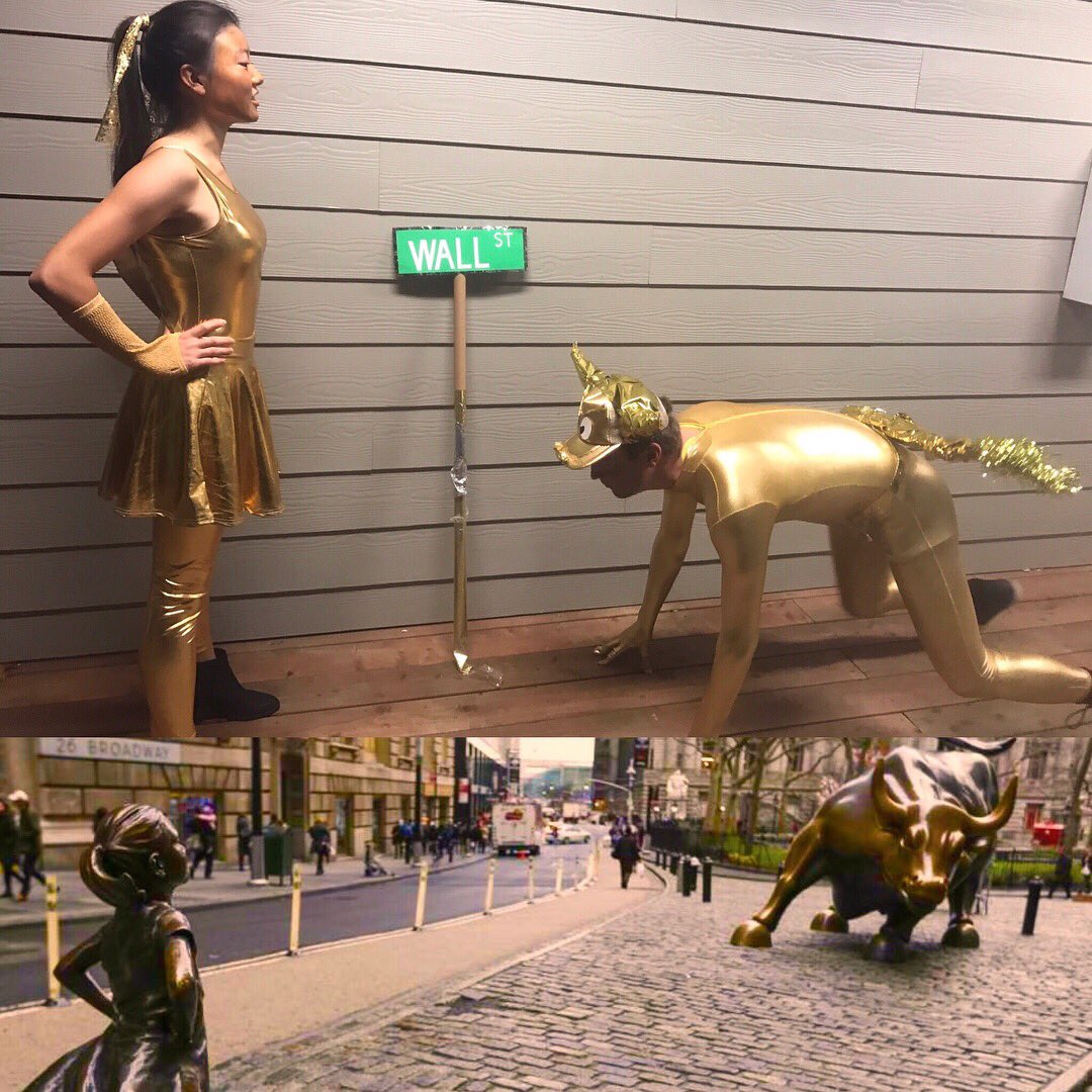 AlanHaagen's tweet photo. Why is she trying to get in the way of this bull market? Happy Halloween! #chargingbull #defiantgirl https://t.co/givFRlqLxJ