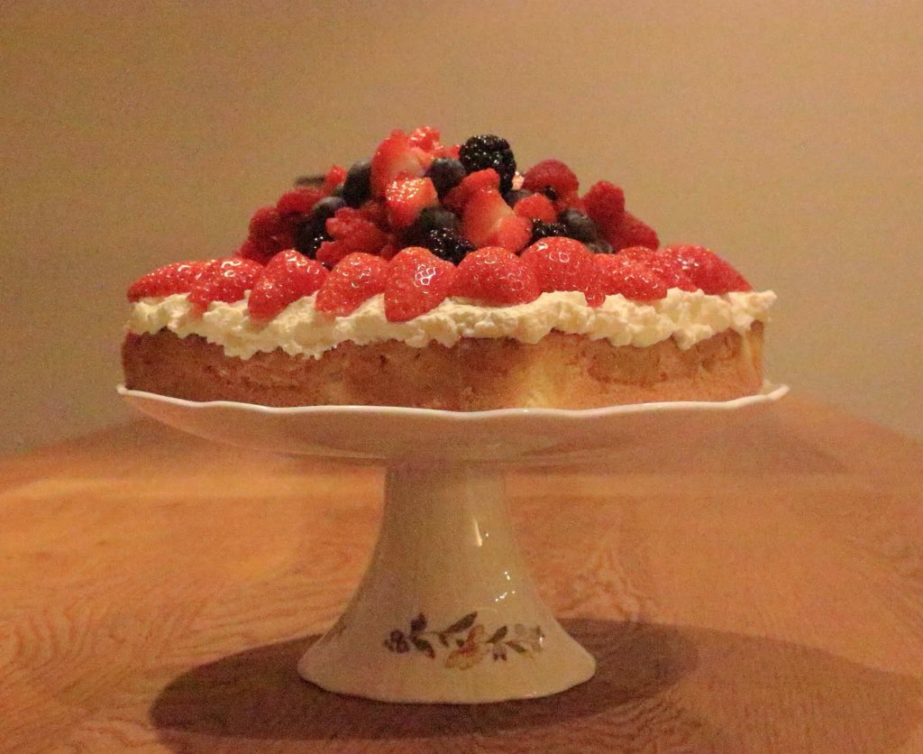 HuddlesonJudith's tweet photo. My showstopper made earlier today to enjoy while watching the final 😃 #GBBOFinal #GBBO @PaulHollywood @PrueLeith https://t.co/0k1NxnsKXk