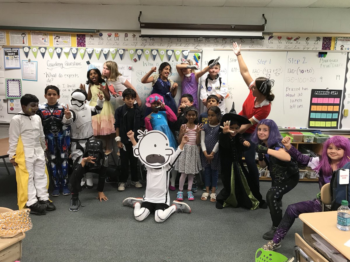 MsCrotty's tweet photo. Another Halloween in the books 📚 #BookCharacterDay @MorrisvilleElem https://t.co/Ef9Q7ads1J