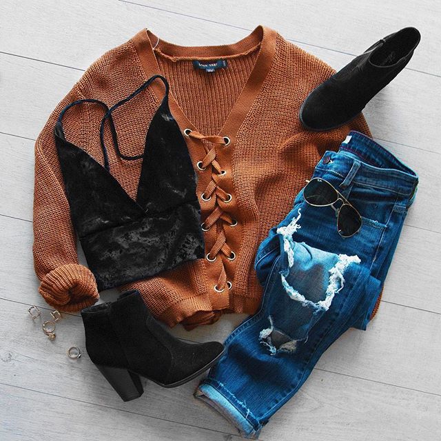 shoppriceless's tweet photo. Here's A Treat!🍭Use Code: YAY20 at checkout + get 20% off!🎃  Tap to Shop! https://t.co/6pQFQluzmK https://t.co/BcJfvWMAzj