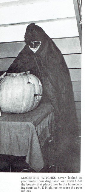 ama_museum's tweet photo. We went through the AMA recalls and found one of the spookiest Halloween photos just for you! Happy Halloween! #spooky #museumarchives https://t.co/PbzDdN55KC