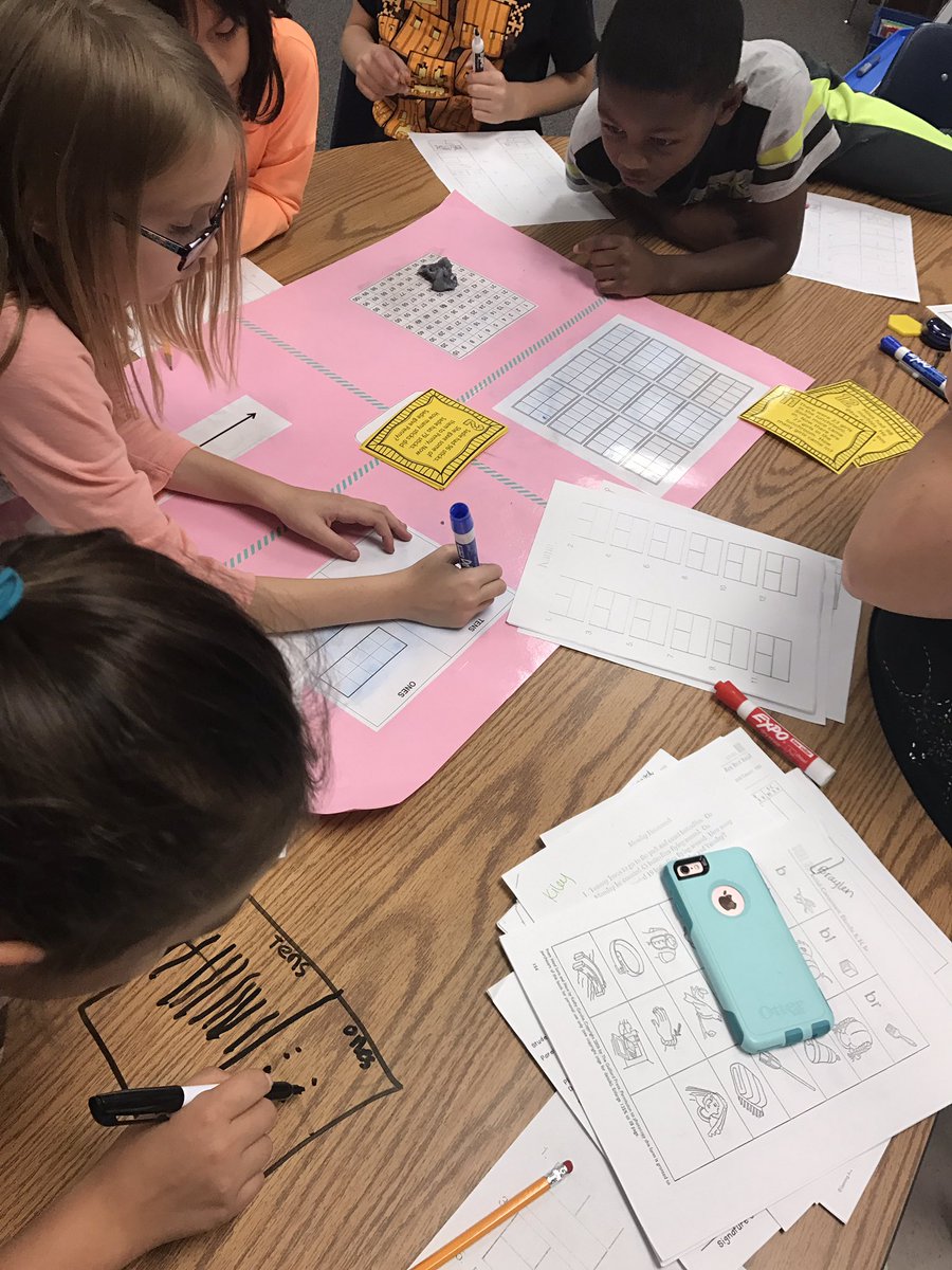 casey_dawson's tweet photo. Math is rocking in second grade at Mitchell! 👌🏻 @bisdambassador @BISD_k5mathlady @Mitchell_BISD #iCoachBISD https://t.co/0z7IwZ8nPe