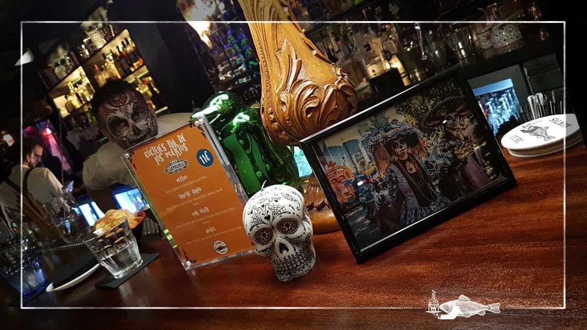 DiegoCabreraBar's tweet photo. ¡Ya estamos preparados en #SalmonGuru para celebrar el #DíaDeLosMuertos con #Mezcal @SieteMisterios y unos #cócteles de muerte! https://t.co/eOjtjSOQ9g