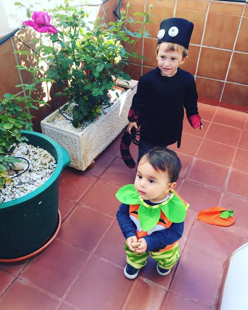 LiamLocura's tweet photo. 🤘¿Truco o trato?🤘 #TrickorTreat #Halloween2017 #Liamlocura❤️ https://t.co/GKeVX0hJ8O