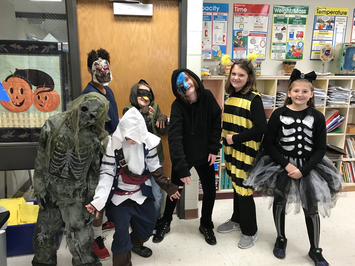TrishTerry_'s tweet photo. Happy Halloween!  #heritagems https://t.co/nMItI66tMH