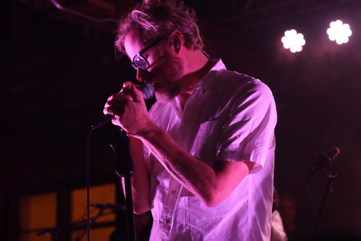 innerviewmag's tweet photo. Shout-outs to Paul Manafort and stair races. Our review of @TheNational at @Houseofvans. https://t.co/MSbXUtscPD #ObamaSummit #TheNational https://t.co/yucwlxIC8R