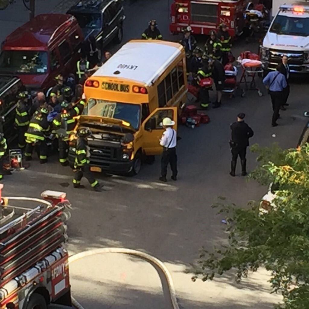 KolHaolam's tweet photo. MANHATTAN: BREAKING: 4 dead, 10 injured in ramming attack using Home Depot truck on West Side Hwy, video shows suspect running with a gun. https://t.co/2w7oWr0imb