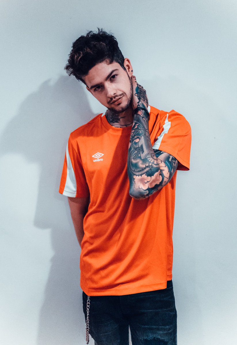 travismills's tweet photo. 🎃 https://t.co/mXZdS4T4li