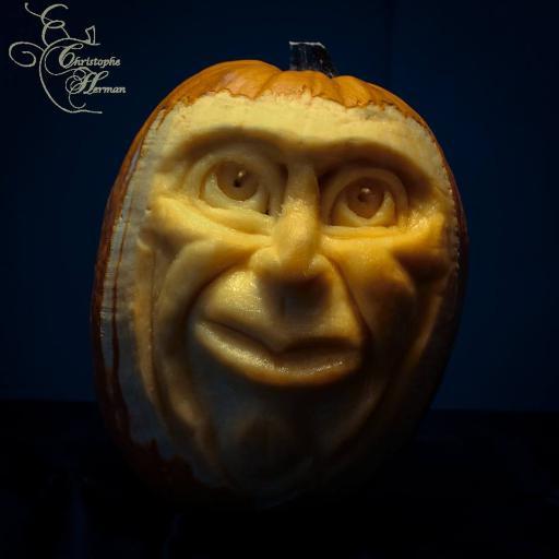 Ch_Herman_'s tweet photo. #sullenvillafane17 @SullenClothing @Villafanestudio Happy Halloween !! #booooo https://t.co/tlNwkWCBkW
