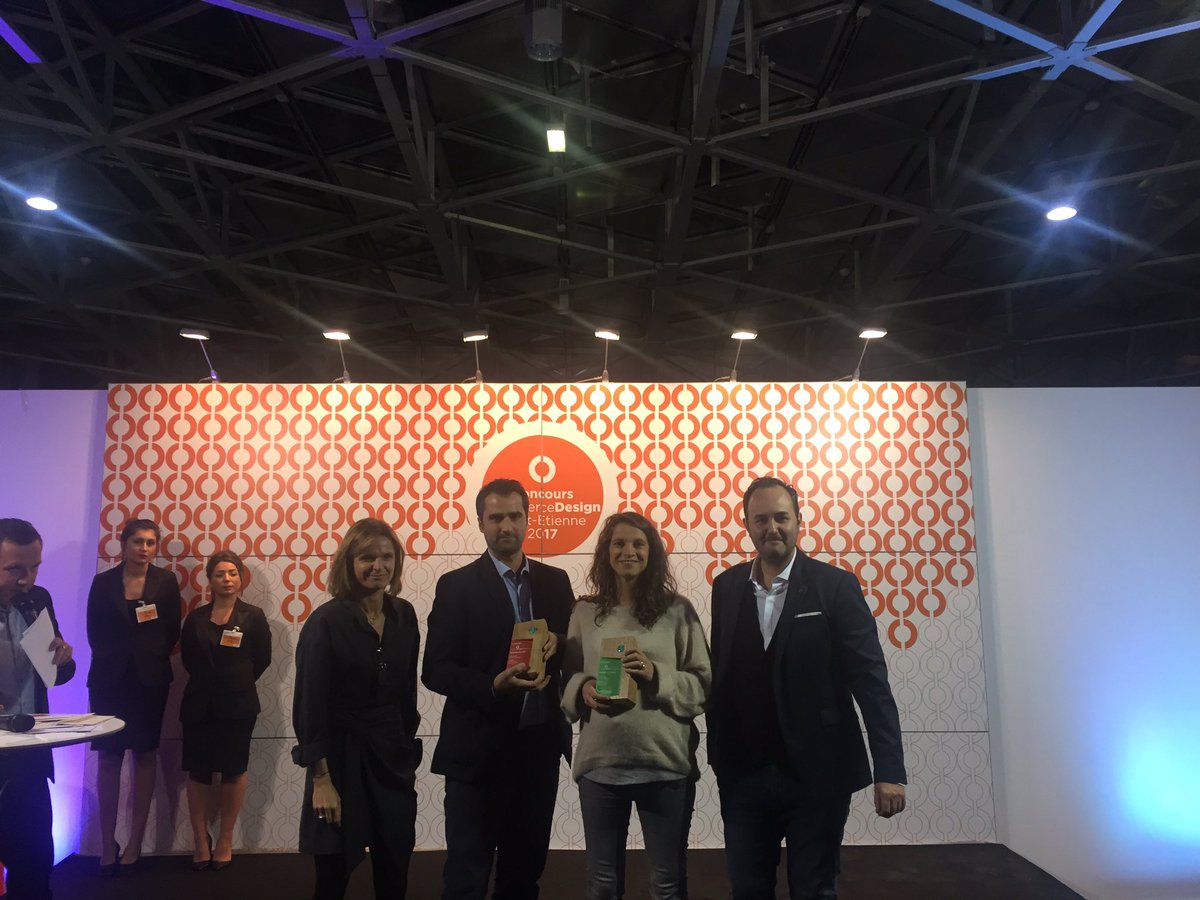 [#Commerce #Design #saintetienne ] Bravo à <a href="/Demainlesvins/">Demain les vins</a> qui remporte le  "Grand Prix Design de Boutique" ! <a href="/lacitedudesign/">Cité du design</a> <a href="/UNESCO_fr/">UNESCO en français</a>
