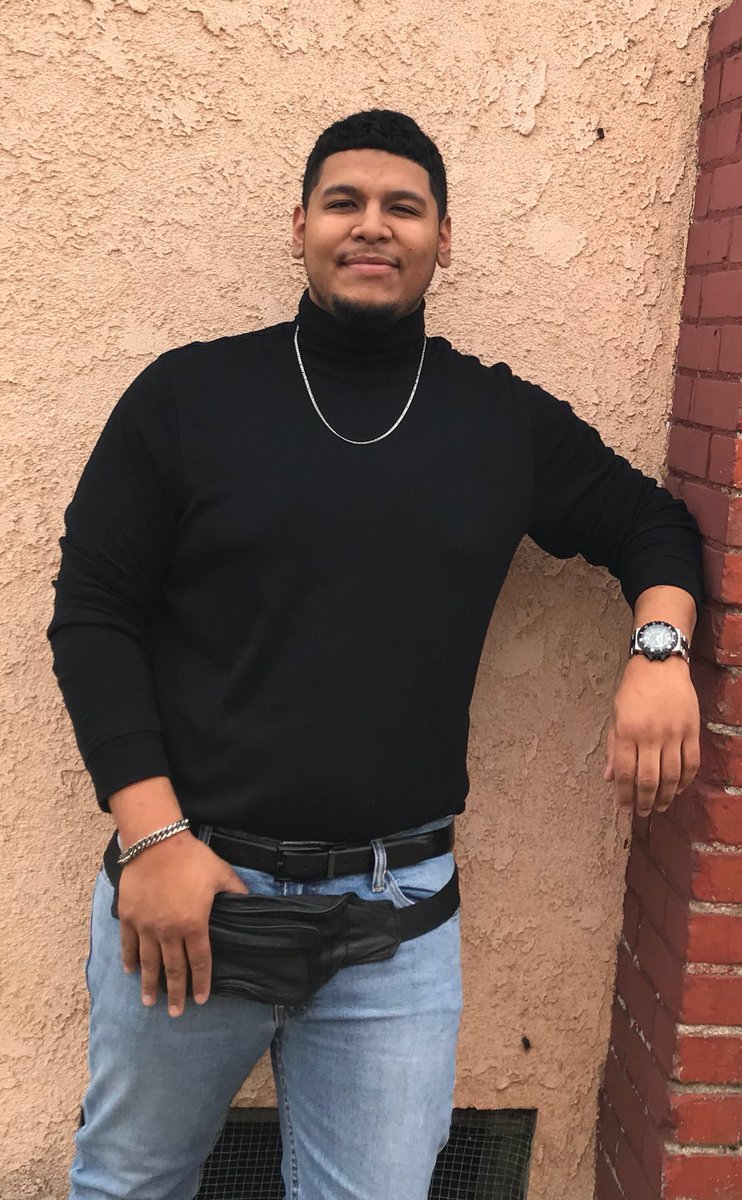 TarvinMoro's tweet photo. Yo @TheRock , they call me the pebble https://t.co/K2naiPDIKm