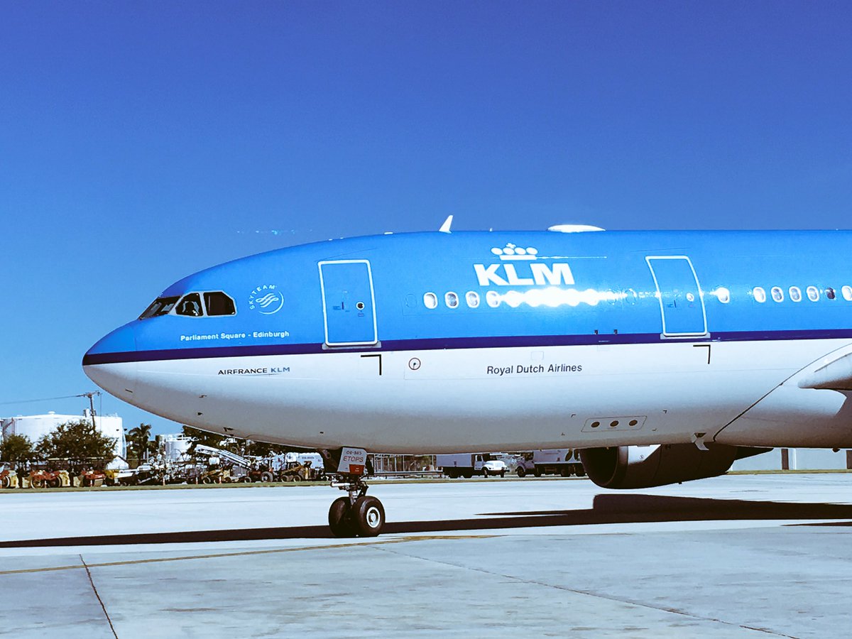 FreddyFages's tweet photo. @TriangleSvcs @iflymia @KLM @TheTomKnowles @LauraVCarmona1  https://t.co/FBDSUkb8zZ