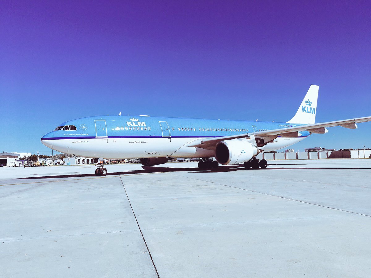 FreddyFages's tweet photo. @TriangleSvcs @iflymia @KLM @TheTomKnowles @LauraVCarmona1  https://t.co/FBDSUkb8zZ