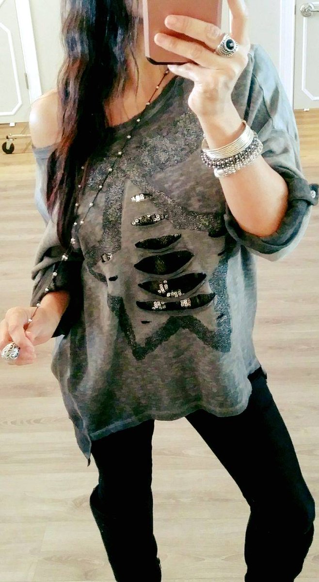 BolufeBoutique's tweet image. Hey, babes! Look what just arrived! 😍 #newfallarrivals #FallCollection #falllook #fall #atlanticave #delrayfashion #bohochic #fllook #shop
