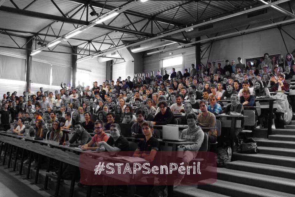 ANESTAPS's tweet photo. 💥❌📣 #PlanEtudiants : Un avenir incertain pour les #STAPS l' @ANESTAPS réagit ! 📣❌💥 

@VidalFrederique
@EPhilippePM

https://t.co/YBcABiOuSf… https://t.co/ENuj0GiBhh